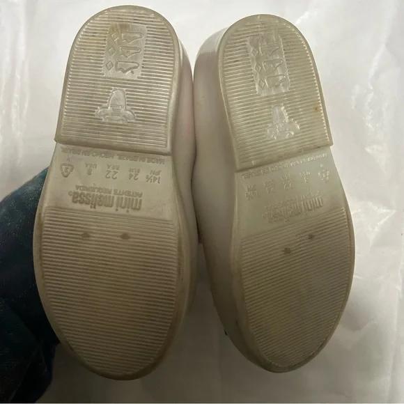 Mini Melissa x Disney Princess Tiana Flats - Picture 5 of 8